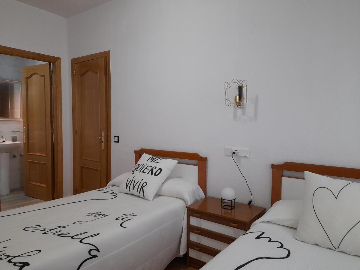 Hostal "Los Chanos El Ruso" Galende Ngoại thất bức ảnh
