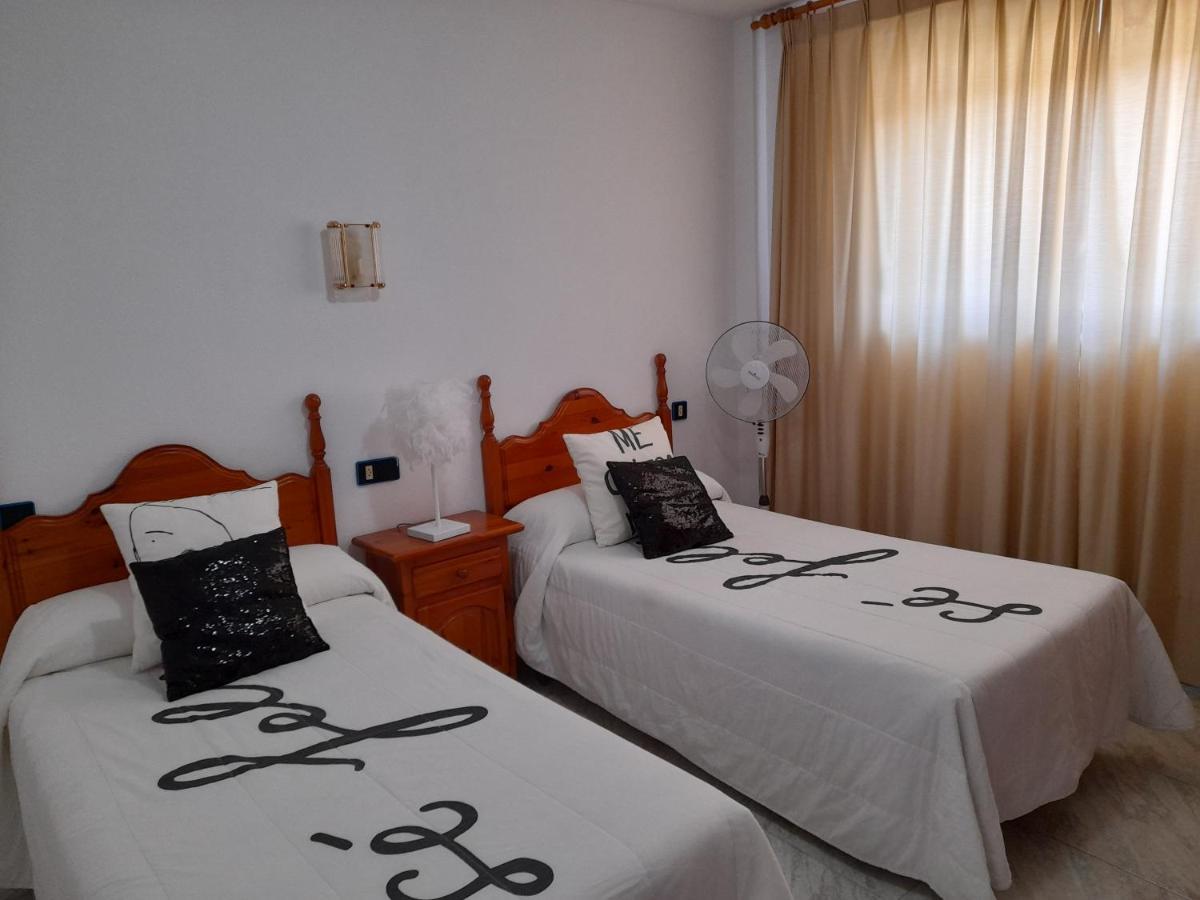 Hostal "Los Chanos El Ruso" Galende Ngoại thất bức ảnh
