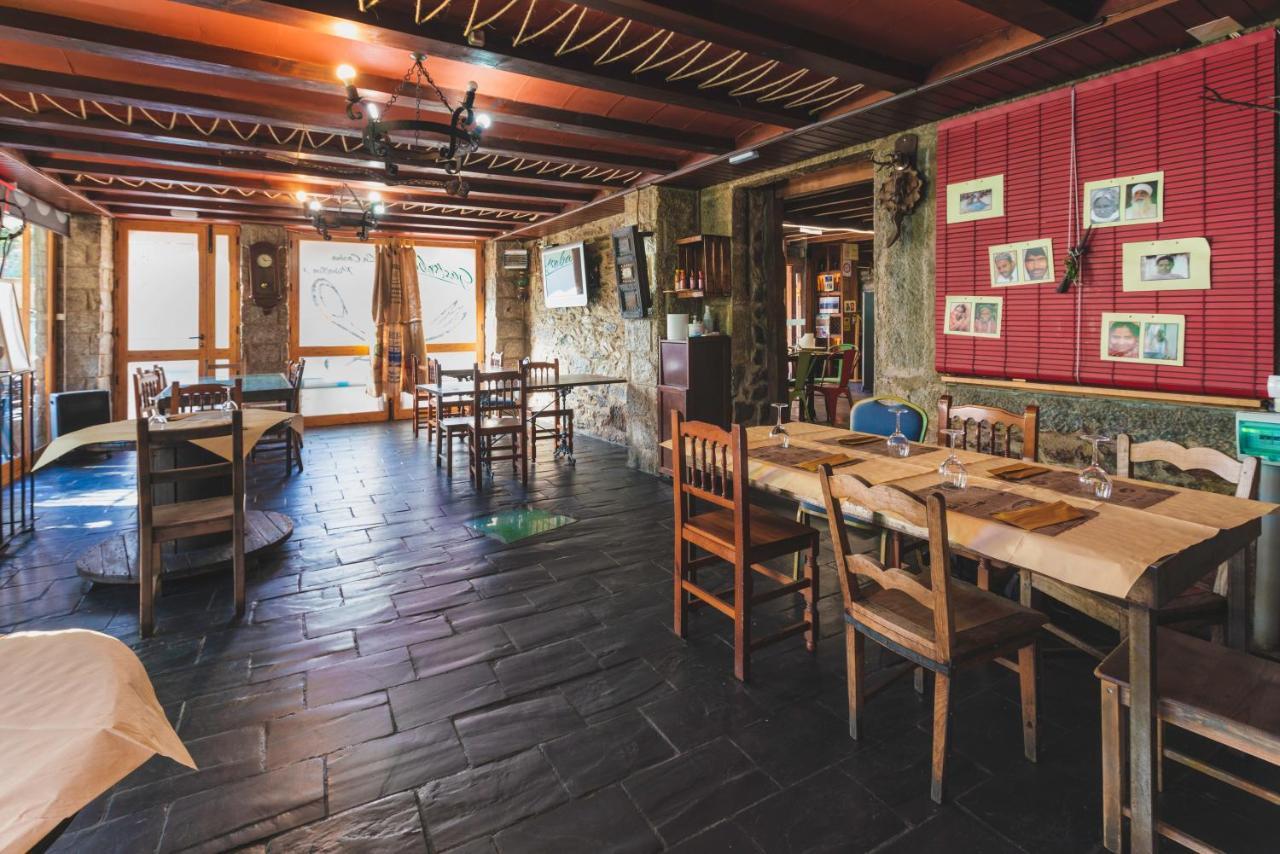 Hostal "Los Chanos El Ruso" Galende Ngoại thất bức ảnh