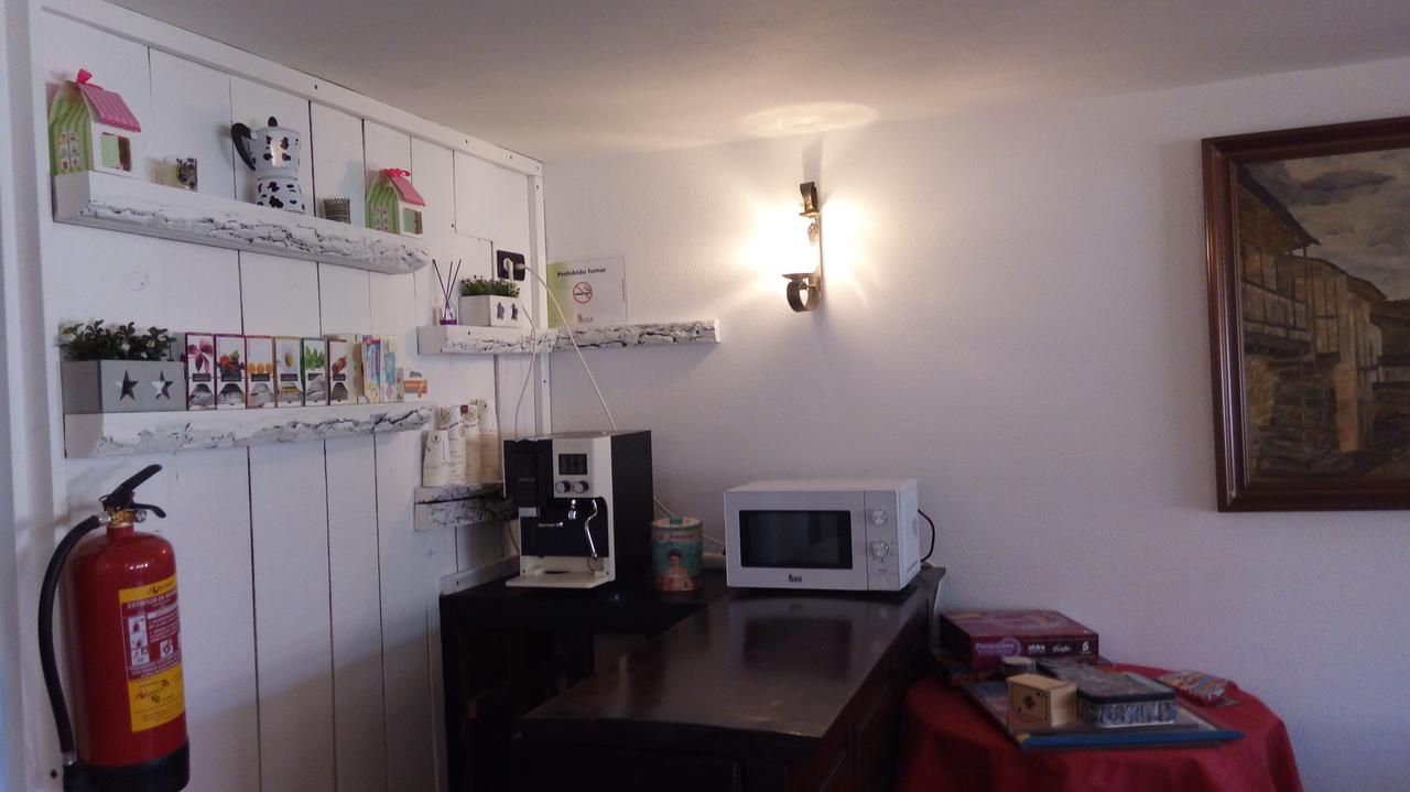 Hostal "Los Chanos El Ruso" Galende Ngoại thất bức ảnh