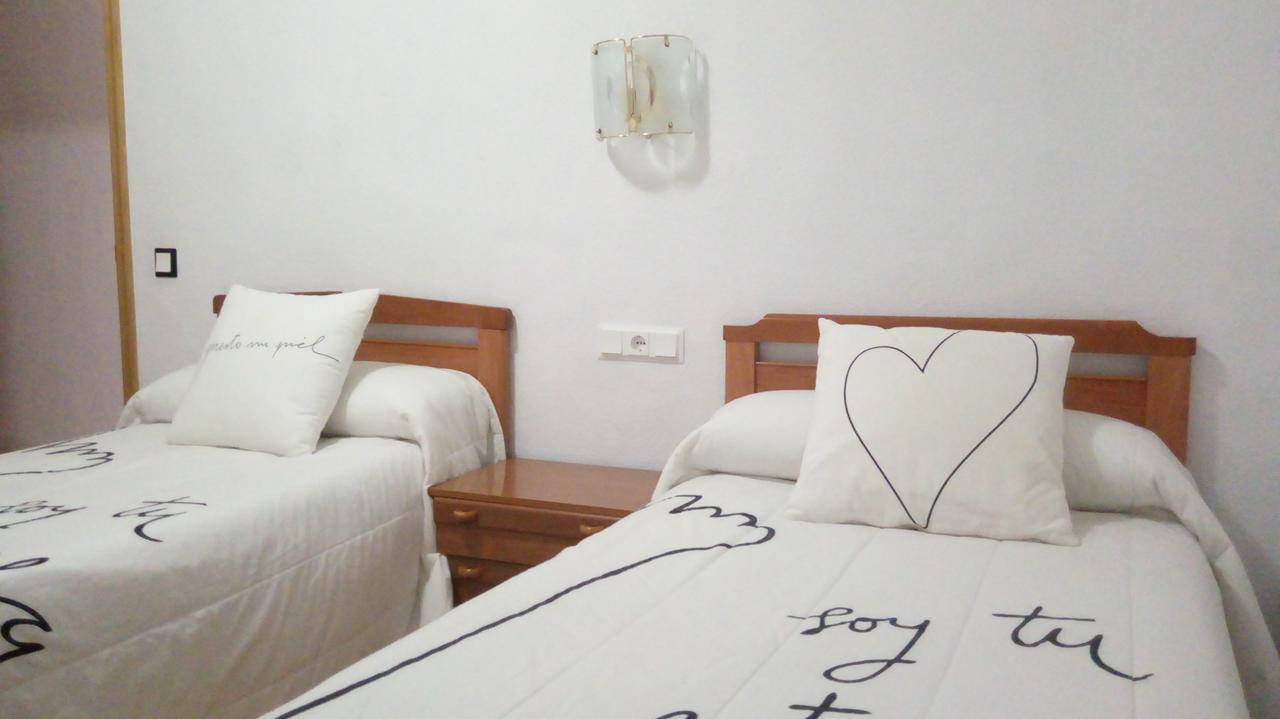 Hostal "Los Chanos El Ruso" Galende Ngoại thất bức ảnh