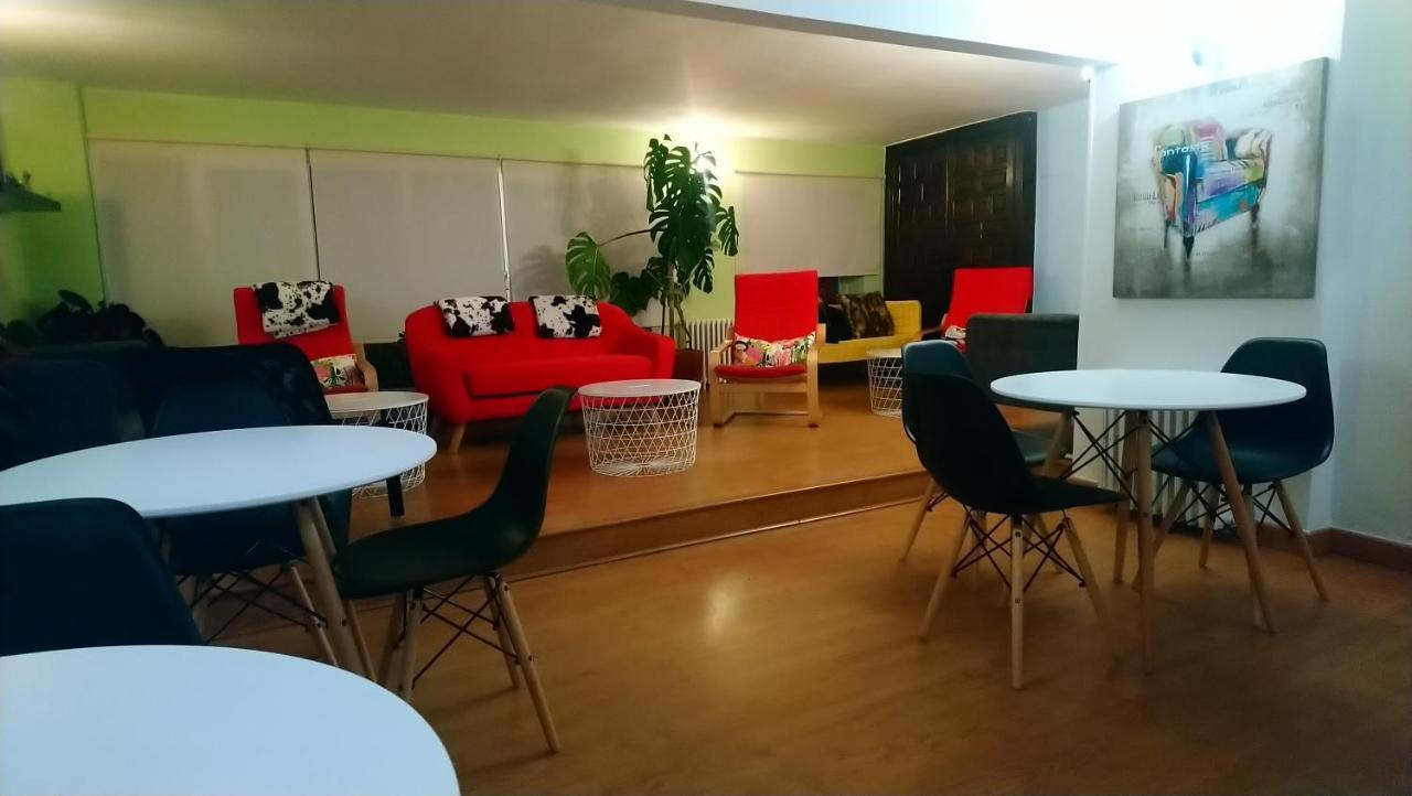 Hostal "Los Chanos El Ruso" Galende Ngoại thất bức ảnh