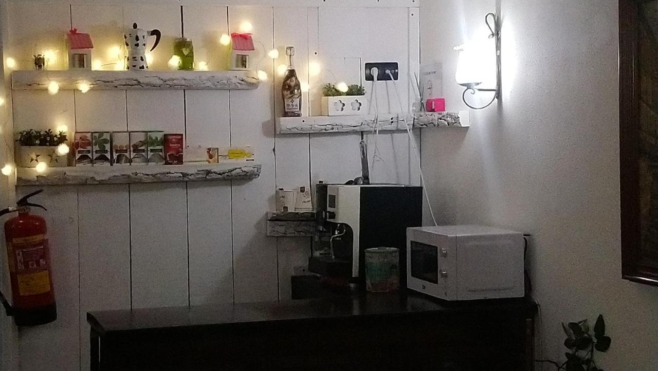 Hostal "Los Chanos El Ruso" Galende Ngoại thất bức ảnh