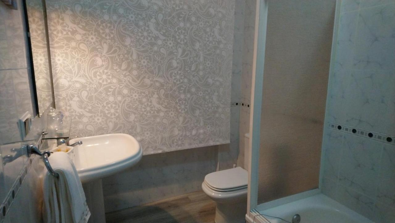 Hostal "Los Chanos El Ruso" Galende Ngoại thất bức ảnh